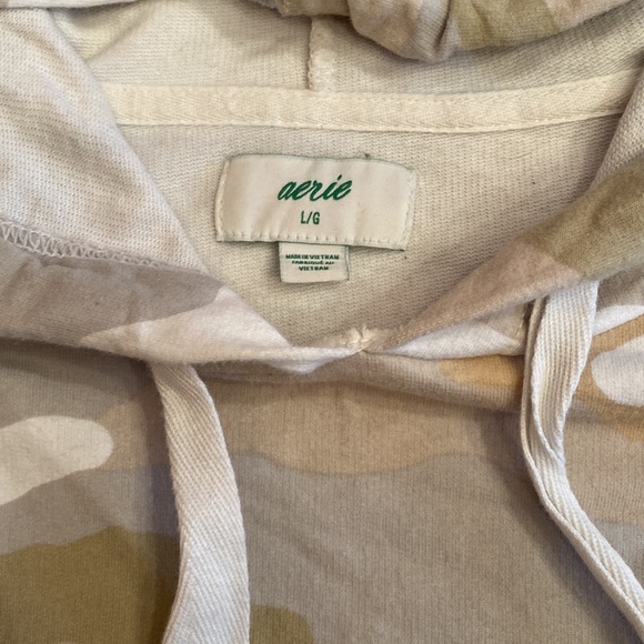 Aerie camo hooded pullover - Picture 2 of 7